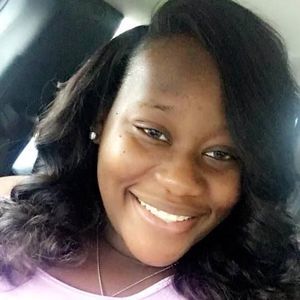 Meet your Posher, Jerrisa